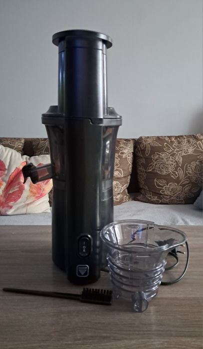 SILVERCREST Wyciskarka wolnoobrotowaa »SSJBK 300 B2«