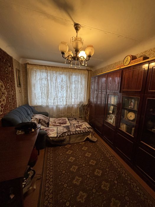 р Продаж 3-кімнатної квартири на Чайці