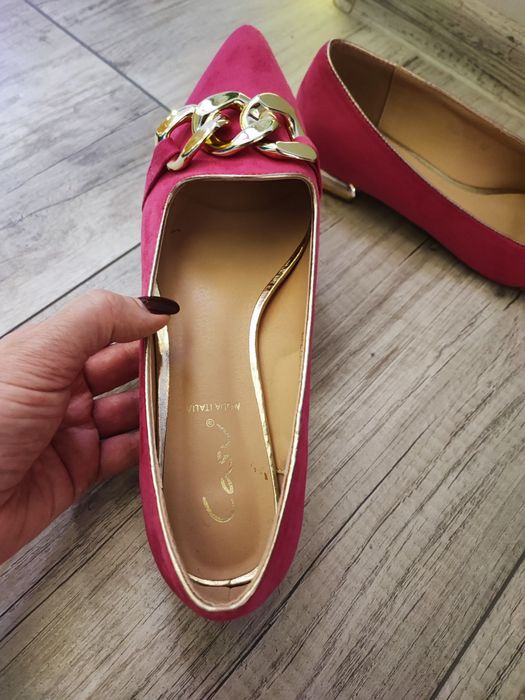 Baleriny damskie fuksja firmy casu