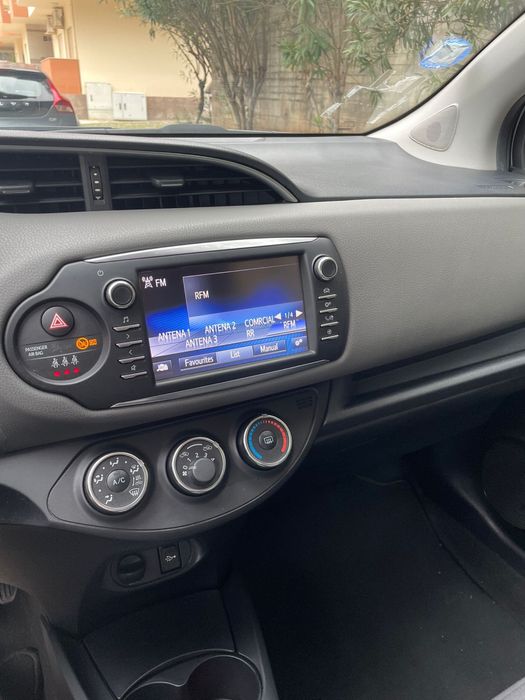 Toyota Yaris 1.0 VVT-i – Apenas 61.000 km!