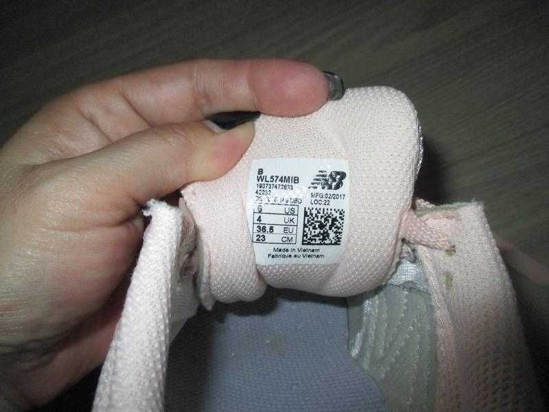 Кросівки New Balance розмір 36,5