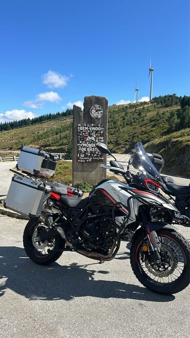 Benelli TRK 702X com apenas 2500km - 2024