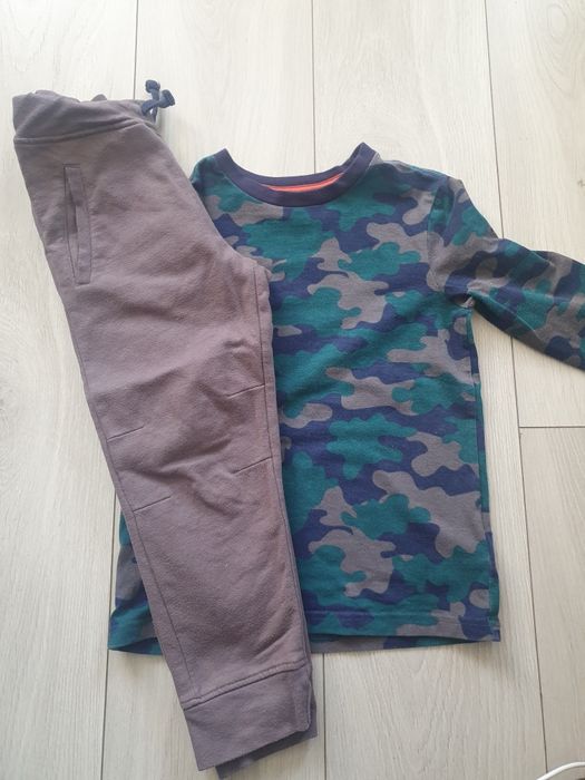 Komplet dresowy 116 bluzka Moro spodnie Tommy Bahama dla chlopca