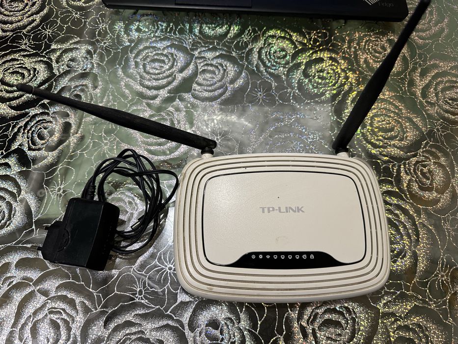 Маршрутизатор роутер WiFi4 TP-Link TL-WR841N