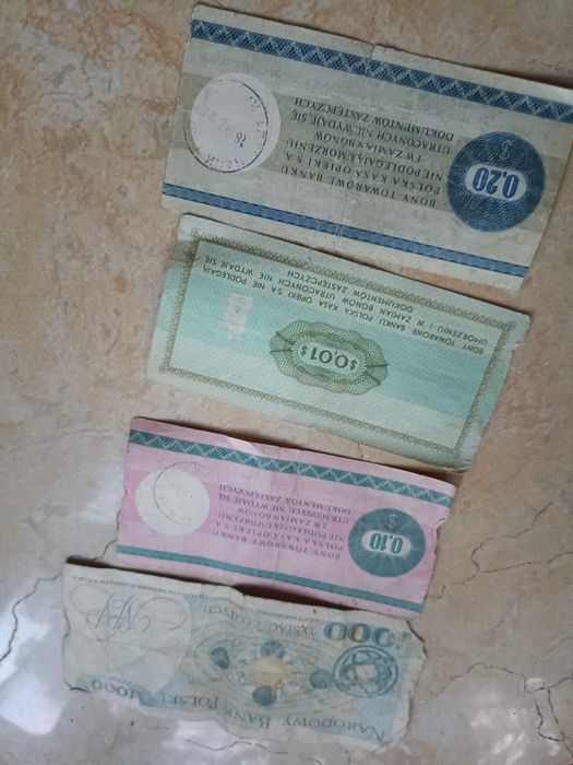 Pieniądze Bony towarowe do Pewexu z okresu PRL-u
