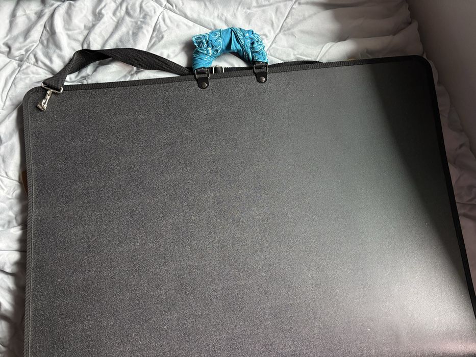 Capa desenho grande arrumação e transporte com pegas