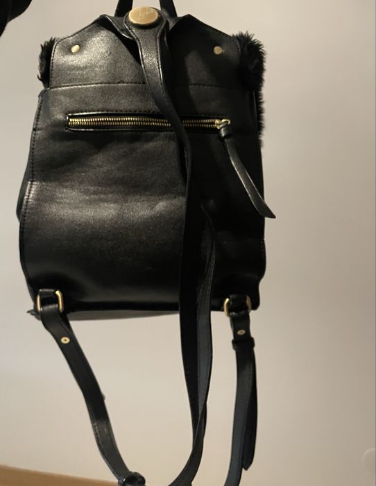 Carteira mochila da Zara com pêlo