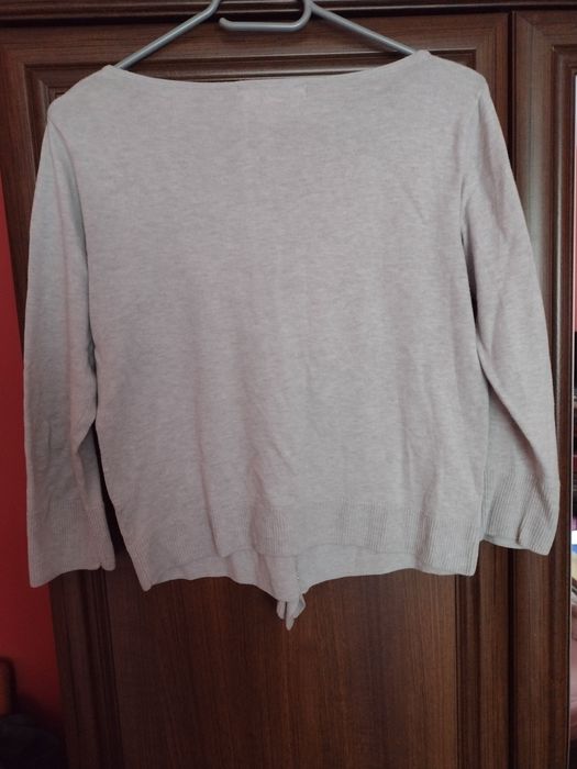 Sweterek narzutka Zara