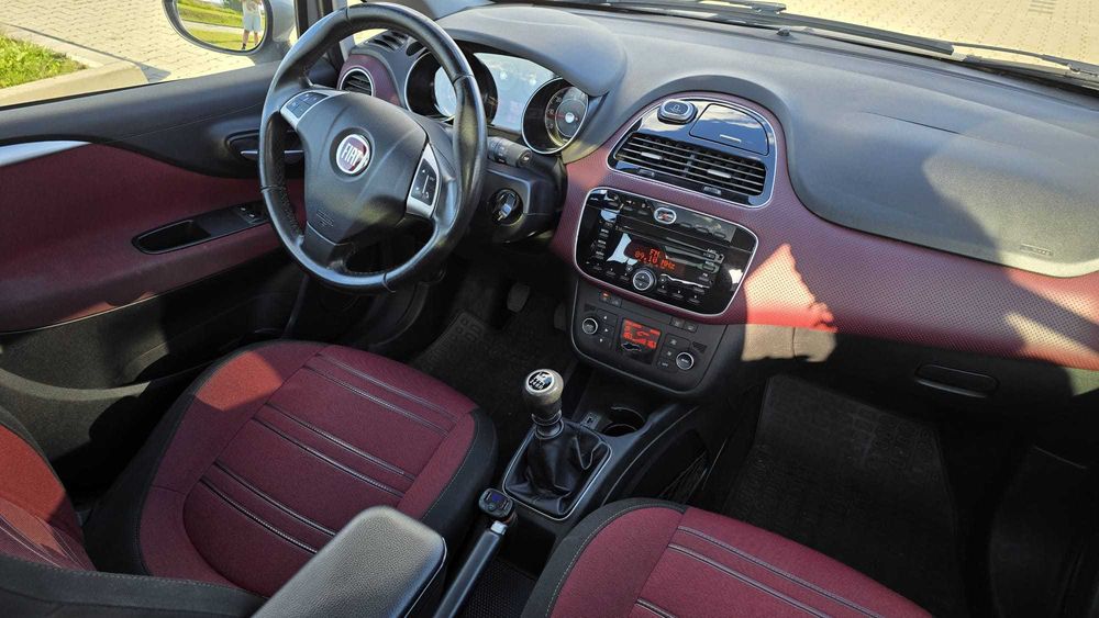 Fiat Punto Evo, 2010 rok, 1.4 beznyna 105KM, szyberdach, klimatronik