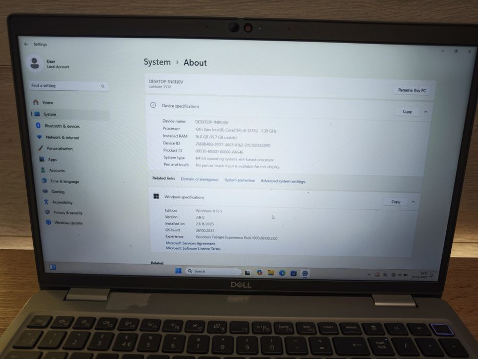 Ноутбук Dell i5 1235U, 16 Gb DDR4, 256 Gb SSD