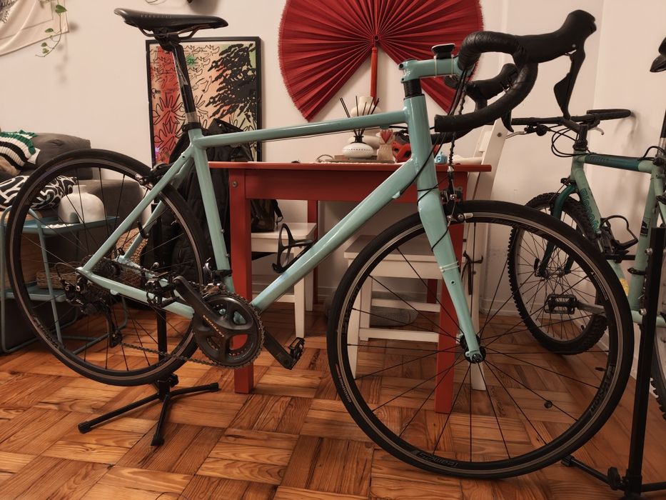 Bicicleta de estrada Triban alumínio tam. 52