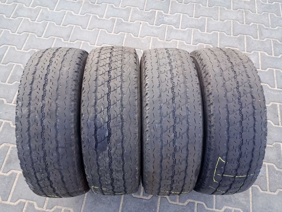 BRIDGESTONE  DURAVIS   215/70 R15C  109/107 S LT  4szt. WZMACNIANE   BDB Stan