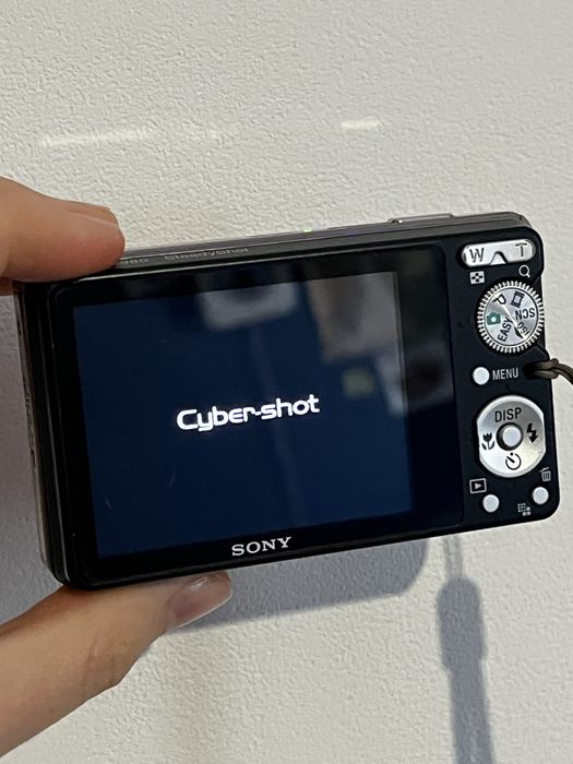 Sony Cyber-shot DSC-S980
