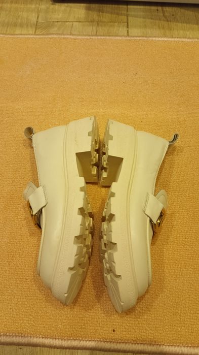 Mokasyny damskie demo sezonie