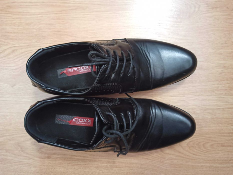Buty pantofle, komunijne rozmiar 38