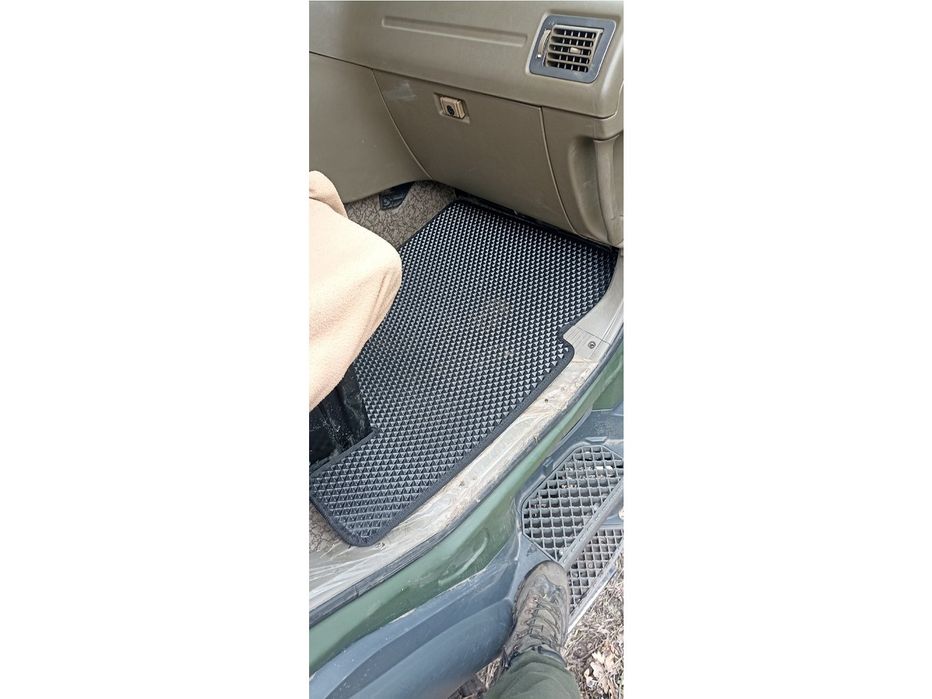 Daewoo Novus Килимки EVA тільки для ЗСУ (чорні)