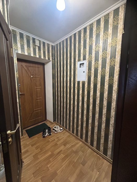Здам 2 хкімн квартиру район Центру , з Агв