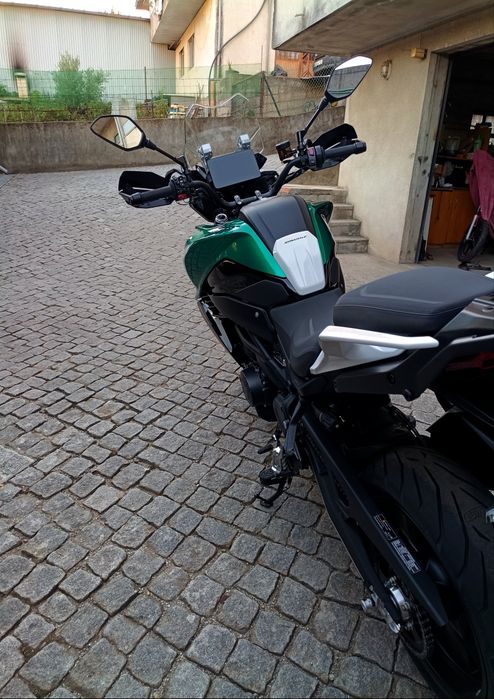 Benelli TRK 902 Stradalle