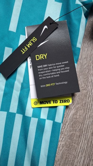 T-shirt męski Nike Dry Slim Fit