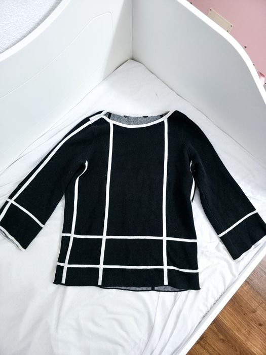 Czarny sweter w kratę elegancka bluzka damska principles