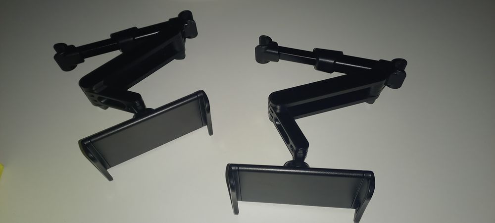 Suporte automóvel para telemóvel