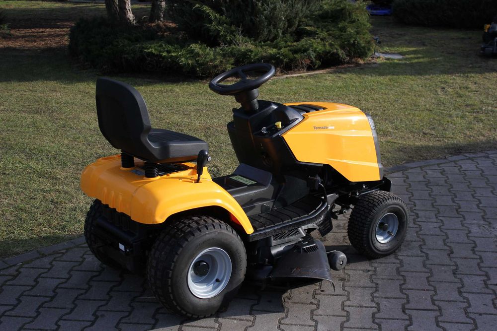 Stiga Estate 3098 Traktorek kosiarka Briggs & Stratton