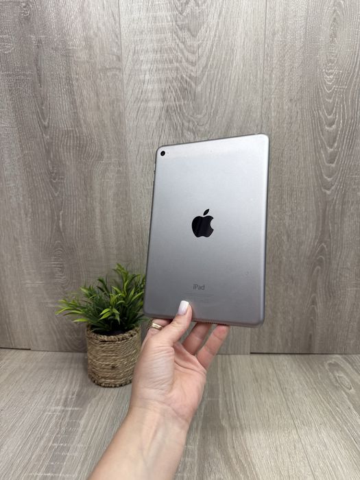 iPad mini 4, 128 GB Wi-Fi