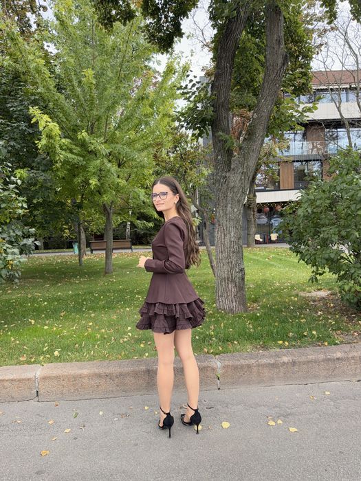 Костюм розмір хс маленька с