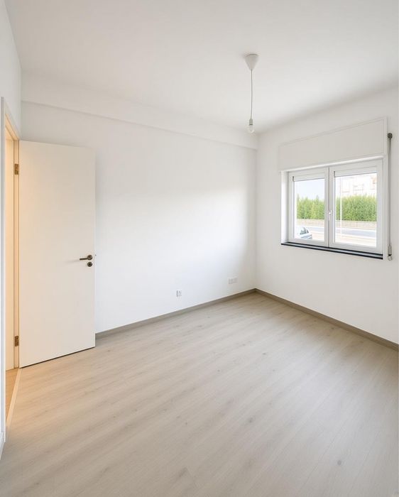 Arrendamento de Apartamento T2 - Charneca da Caparica
