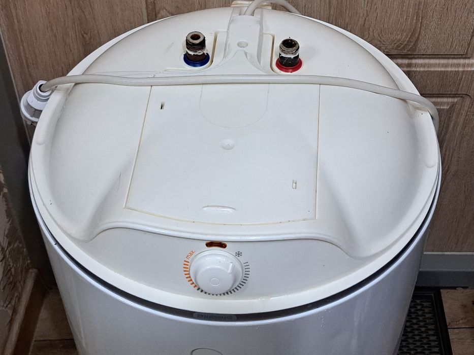 Бойлер Atlantic 80л. Сухой тен, 1500w.