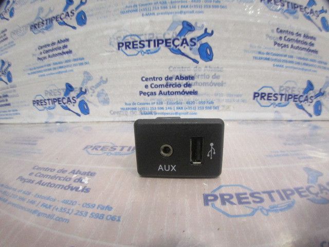 Módulo USB / AUX / IPOD NISSAN Micra IV (K13)