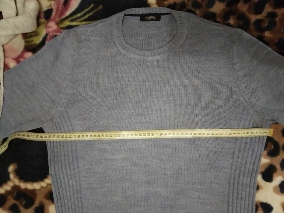 Свитера демисезонные р. М-L (46), хорошее состояние