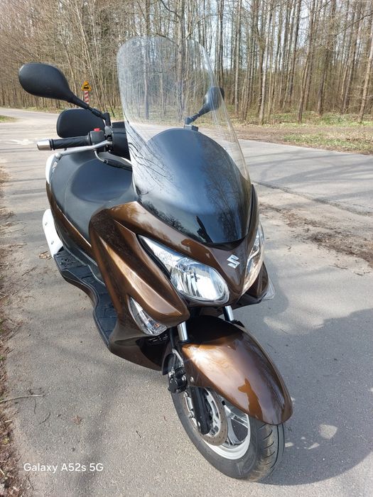 Suzuki Burgman 125 cm³  ładny  kat. B