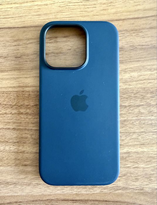 Capa Silicone Iphone 16 PRO