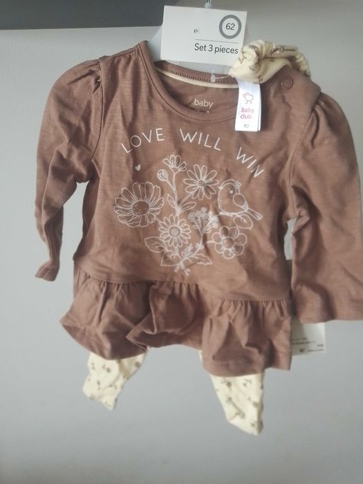 Conjunto novo 3 peças bebé menina