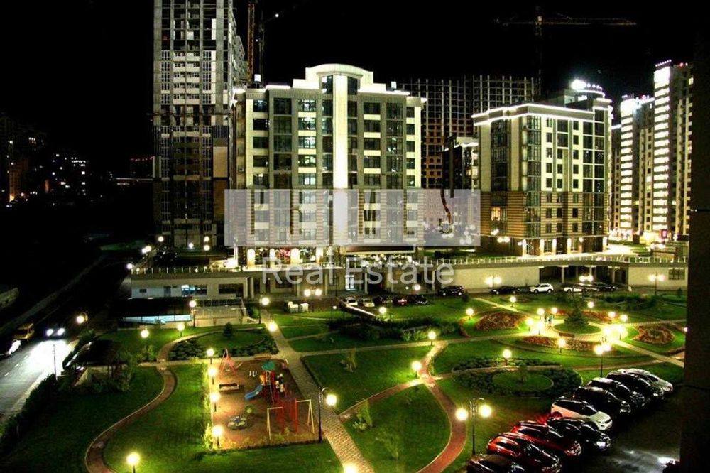 Продаж 3к квартири з ремонтом, ЖК «Новопечерські Липки», вул. Андрія Верхогляда, 20
