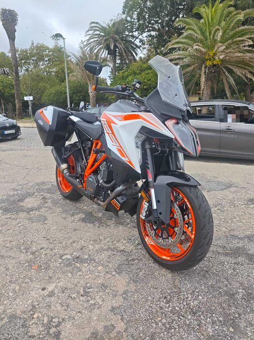 KTM 1290 super duke GT