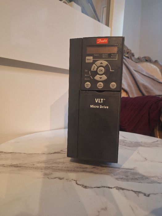 Sprzedam falownik o mocy 4 kw