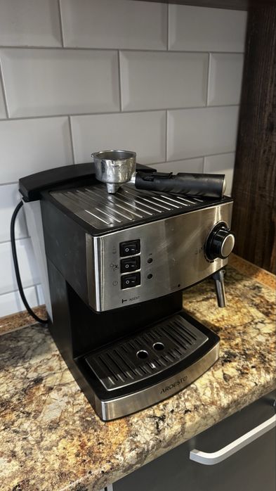 Кавоварка ріжкова Ardesto YCM-E1600