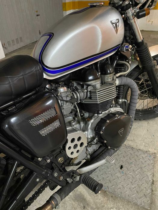 Triumph Bonneville T100 Scrambler
