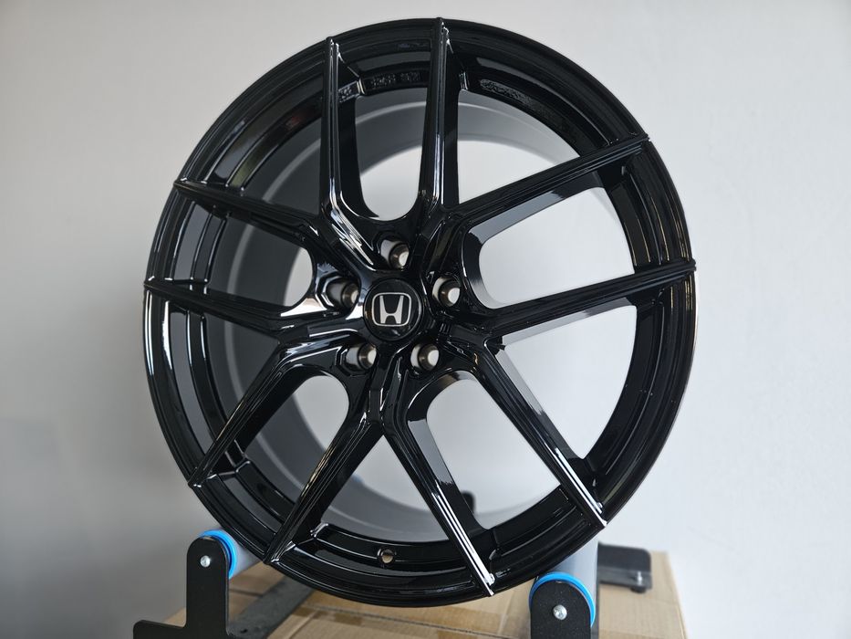 Honda 17 " Nowe 5x114,3 CR-V ZR-V Civic Felgi Czarne CRV ZRV Alufelgi