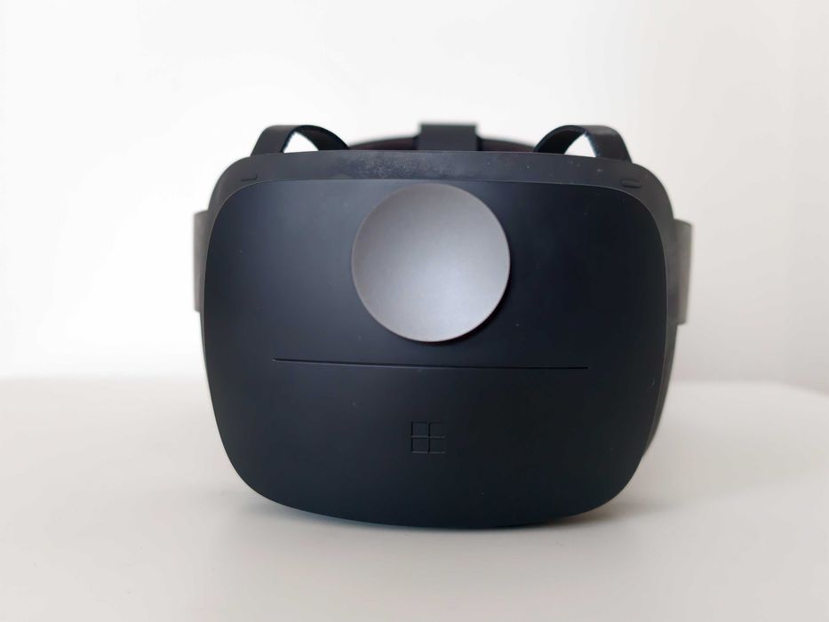 Microsoft hololens 2