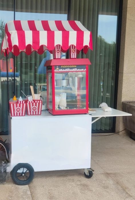 Carrinhos Pipocas e Algodão doce