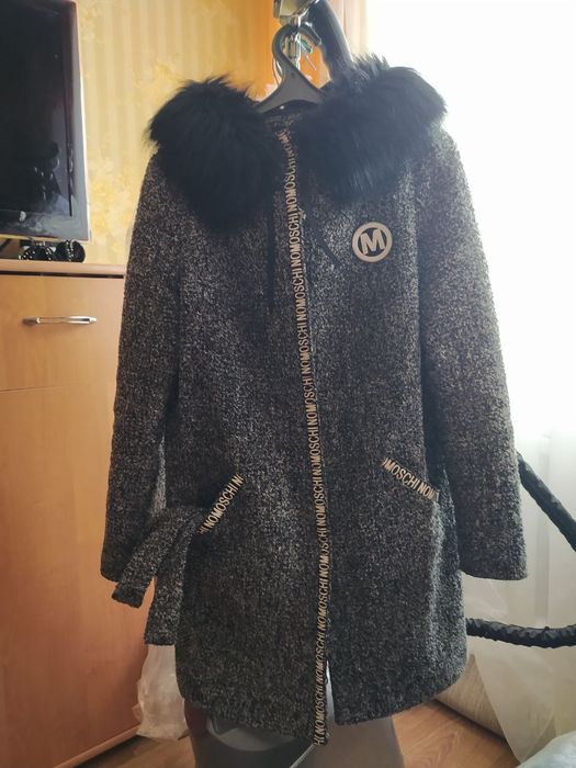 Зимове пальто жіноче