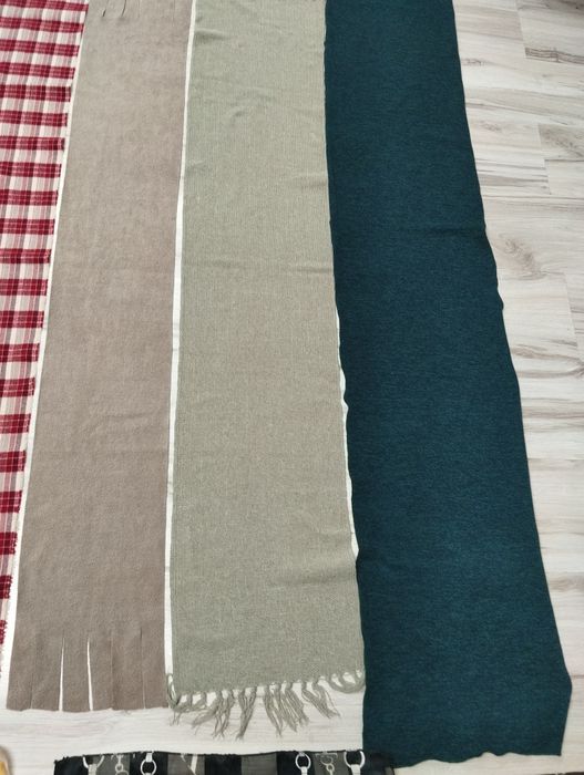 Цена за все 250грн. Шарф,косынка.