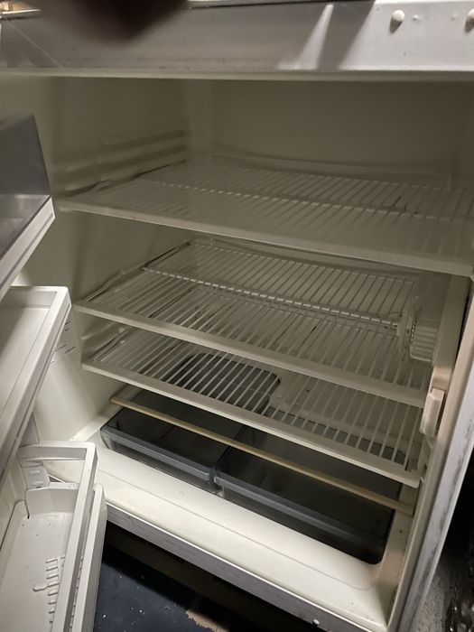 Frigorifico pequeno de encastre