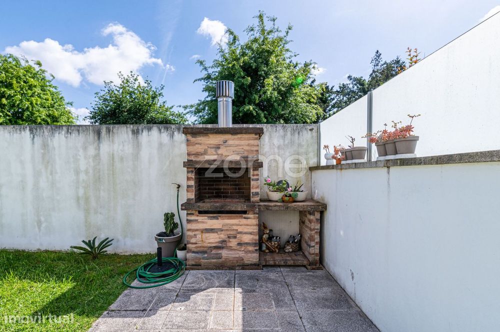 Moradia T5 em Palmeira, Braga