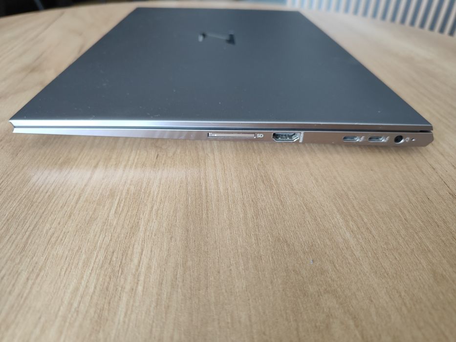 Laptop HP Zbook Studio G8