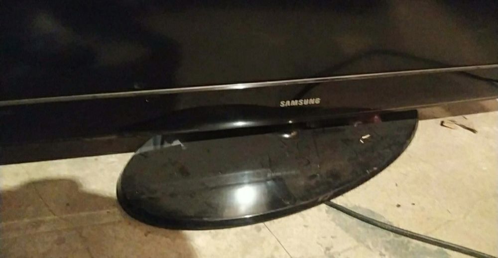 Telewizor Samsmung 42' Całe Sprawny Elbląg