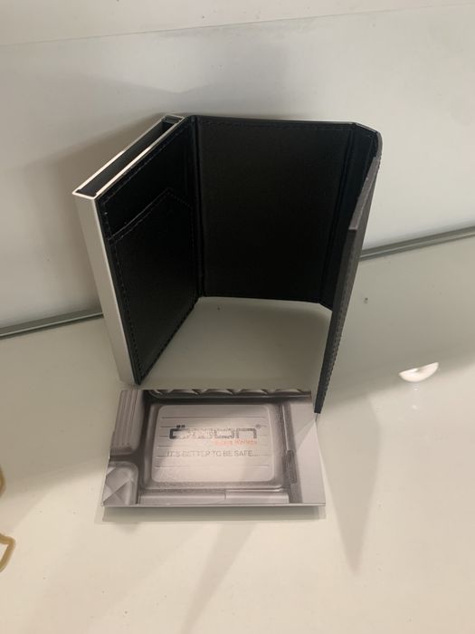 Ogon smart wallet nova